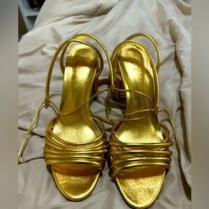 Schutz Lana Leather Block Heel. New. 9.5